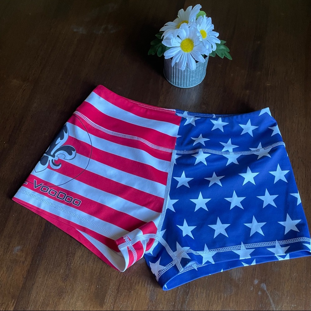Barbell Voodoo Flag Print Design Print Shorts Size Small